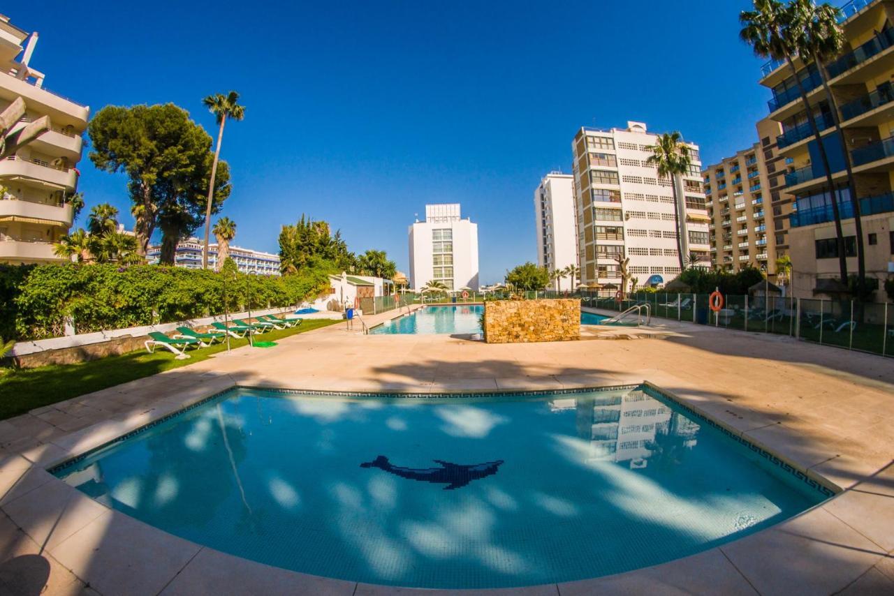 Alay Apartment & Pool 2 Bedroom Benalmadena Bagian luar foto
